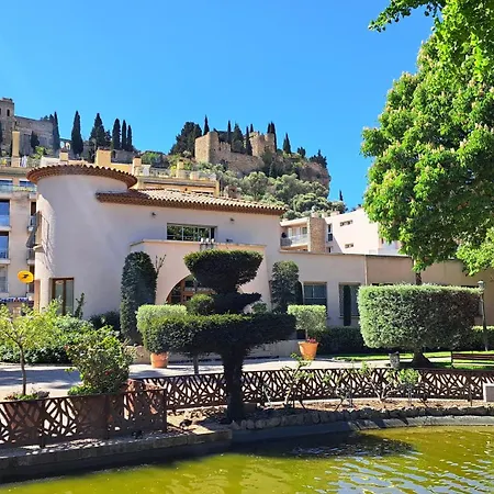 Apartment Superbe Piscine, Tennis, Vue Et Decore Avec Gout Cassis