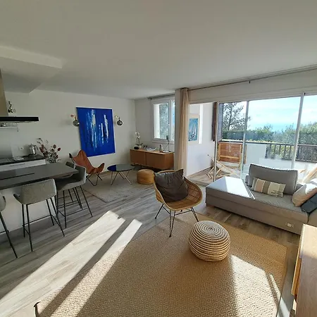 Superbe Piscine, Tennis, Vue Et Decore Avec Gout Apartment Cassis